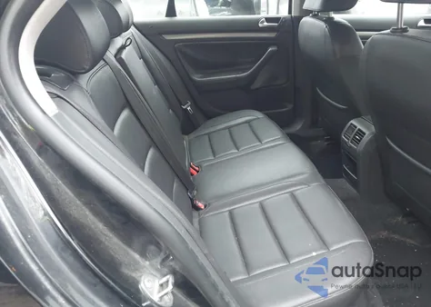 2010 Volkswagen Jetta Limited Edition из США, поврежденный, VIN 3VWAZ7AJ9AM115234